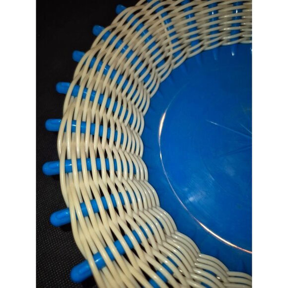 2 Blue White Woven Plastic Serving Baskets 60s MCM Atomic Star - Picture 6 of 10